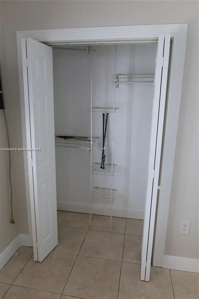 5401 Southwest 2nd Street Miami, FL 33134 - Photo 12 of 17
