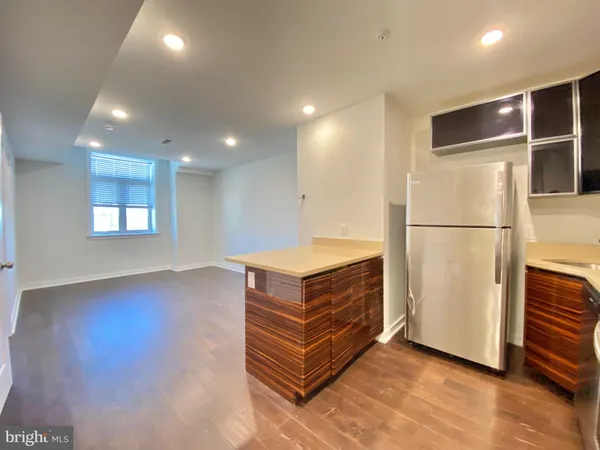 $1,595 | 1 West Main Street, Unit 504, Norristown, PA 19401
