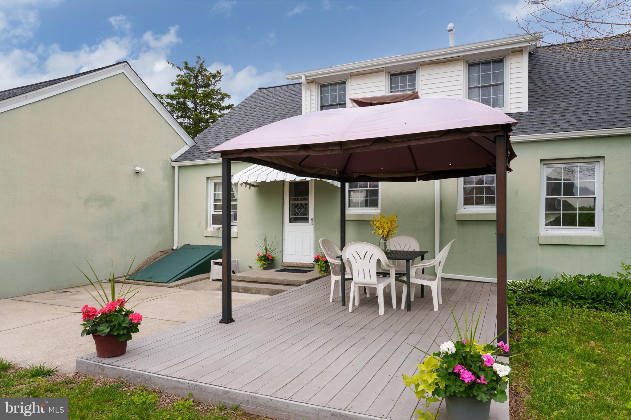 953 Klockner Road Hamilton, NJ 08619 - Photo 36 of 43 Covered patio - perfect for outdoor entertaining
