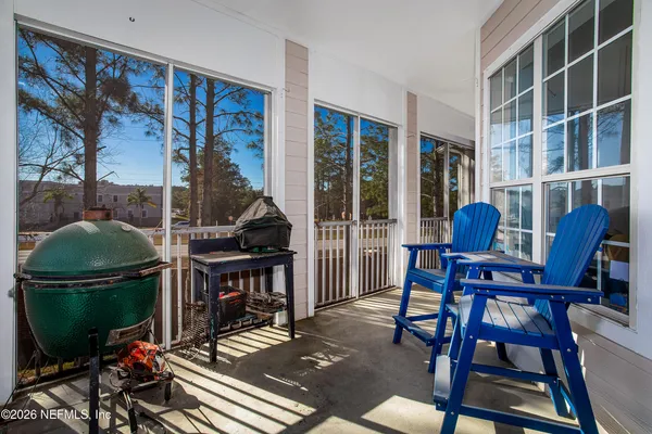 $320,000 | 2045 Secret Garden Lane, Unit 605, Fleming Island, FL 32003