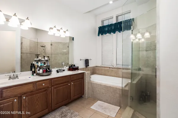 $320,000 | 2045 Secret Garden Lane, Unit 605, Fleming Island, FL 32003