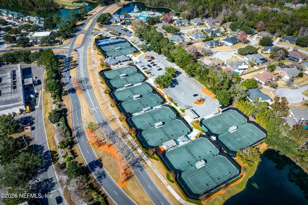 $320,000 | 2045 Secret Garden Lane, Unit 605, Fleming Island, FL 32003