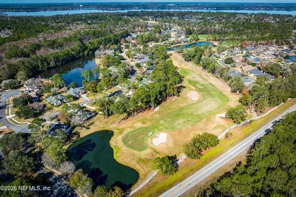 $320,000 | 2045 Secret Garden Lane, Unit 605, Fleming Island, FL 32003