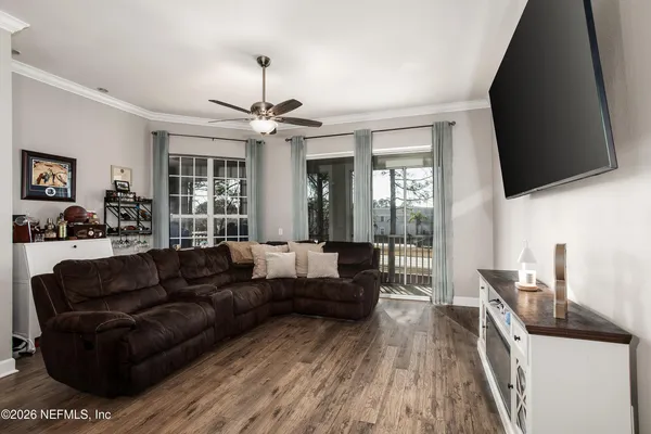 $320,000 | 2045 Secret Garden Lane, Unit 605, Fleming Island, FL 32003