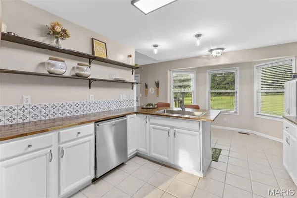 $450,000 | 1036 Ridgewood Farms, Farmington, MO 63640