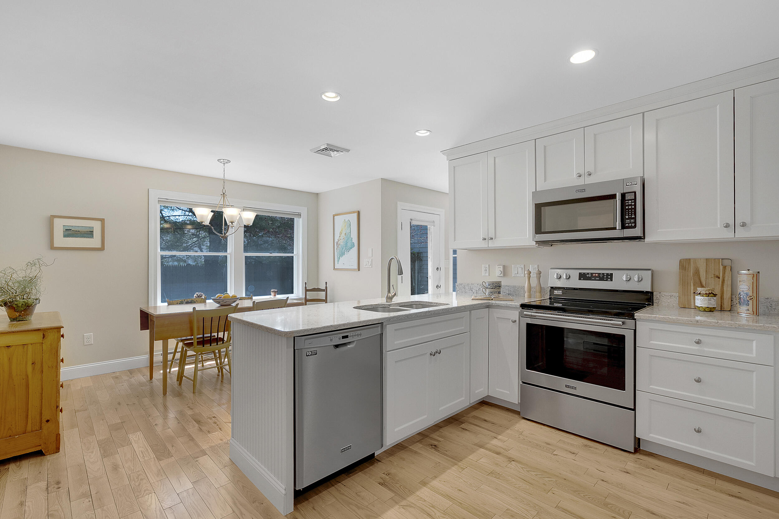 65 Pine Point Road, Unit 12 Scarborough, ME 04074 - Photo 4 of 31 8_65pinepoint12-3