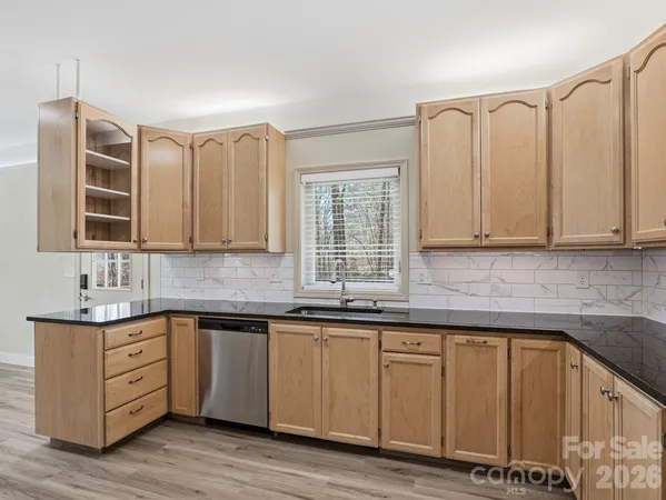 $650,000 | 8128 Cane Pointe Lane, Waxhaw, NC 28173