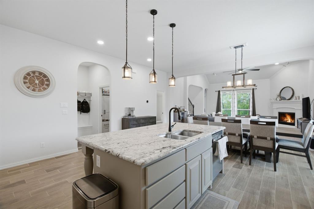 9653 Calaveras Road Fort Worth, TX 76177 - Photo 11 of 34 Kitchen of 9653 Calaveras Rd, Fort Worth, TX in Tehama Bluffs