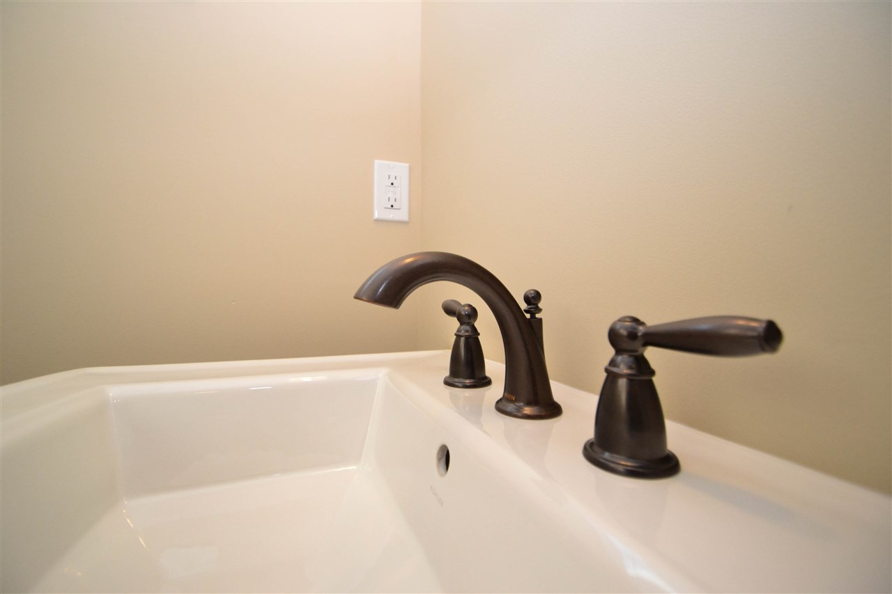 19 Kelsey Road, Unit 43 Lee, NH 03861 - Photo 14 of 38
