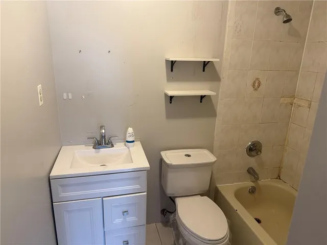 $858,000 | 759 Drew Street | City Line