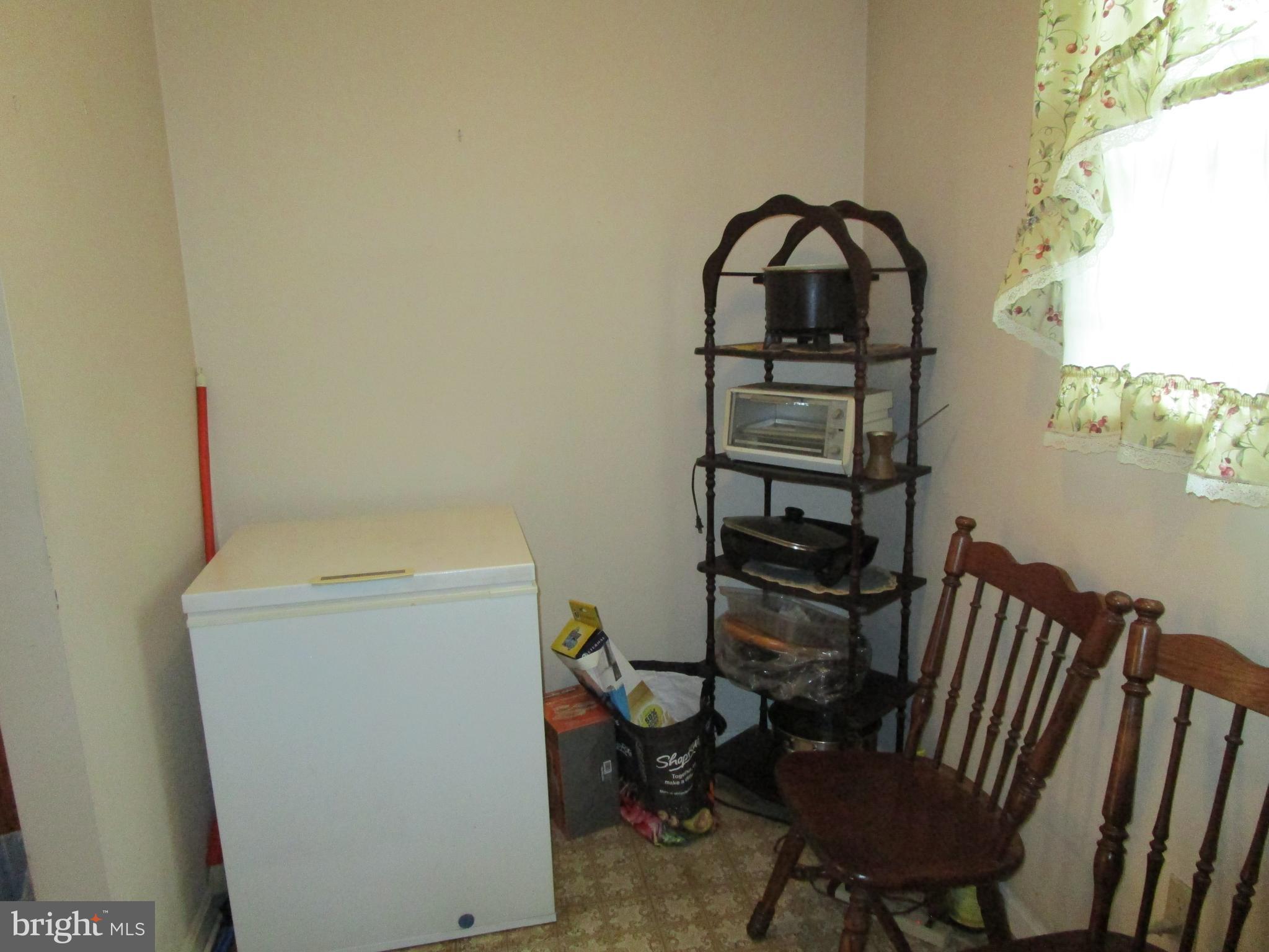 181 Evergreen Road Magnolia, DE 19962 - Photo 17 of 40 Mud Room Off the Garage & Kitchen