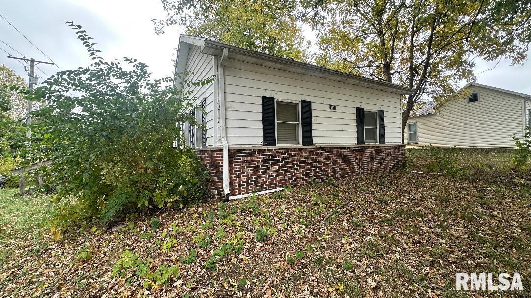 113 North Adams Street Clayton, IL 62324 - Photo 1 of 26