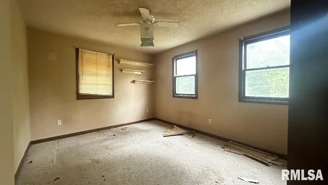 $65,000 | 113 North Adams Street, Clayton, IL 62324