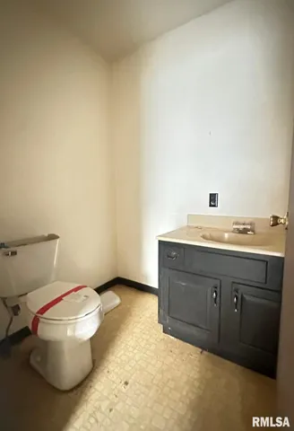 $65,000 | 113 North Adams Street, Clayton, IL 62324