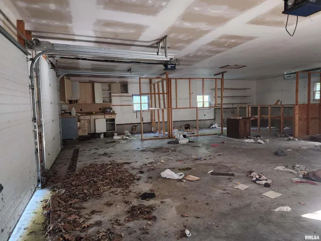 $65,000 | 113 North Adams Street, Clayton, IL 62324