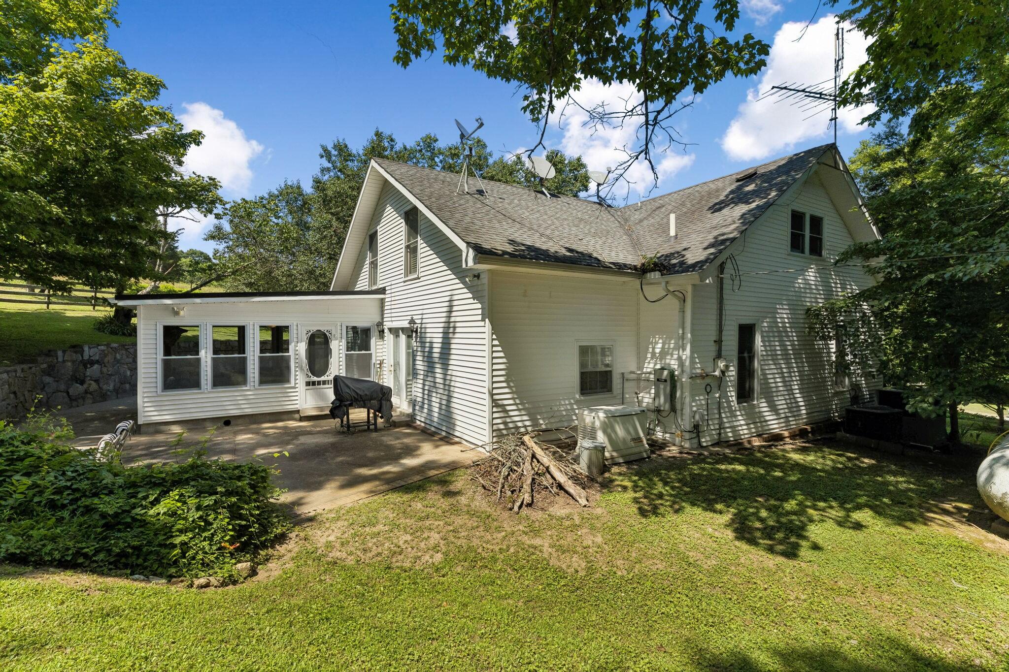 2873 Springplace Road Belfast, TN 37019 - Photo 28 of 41 63
