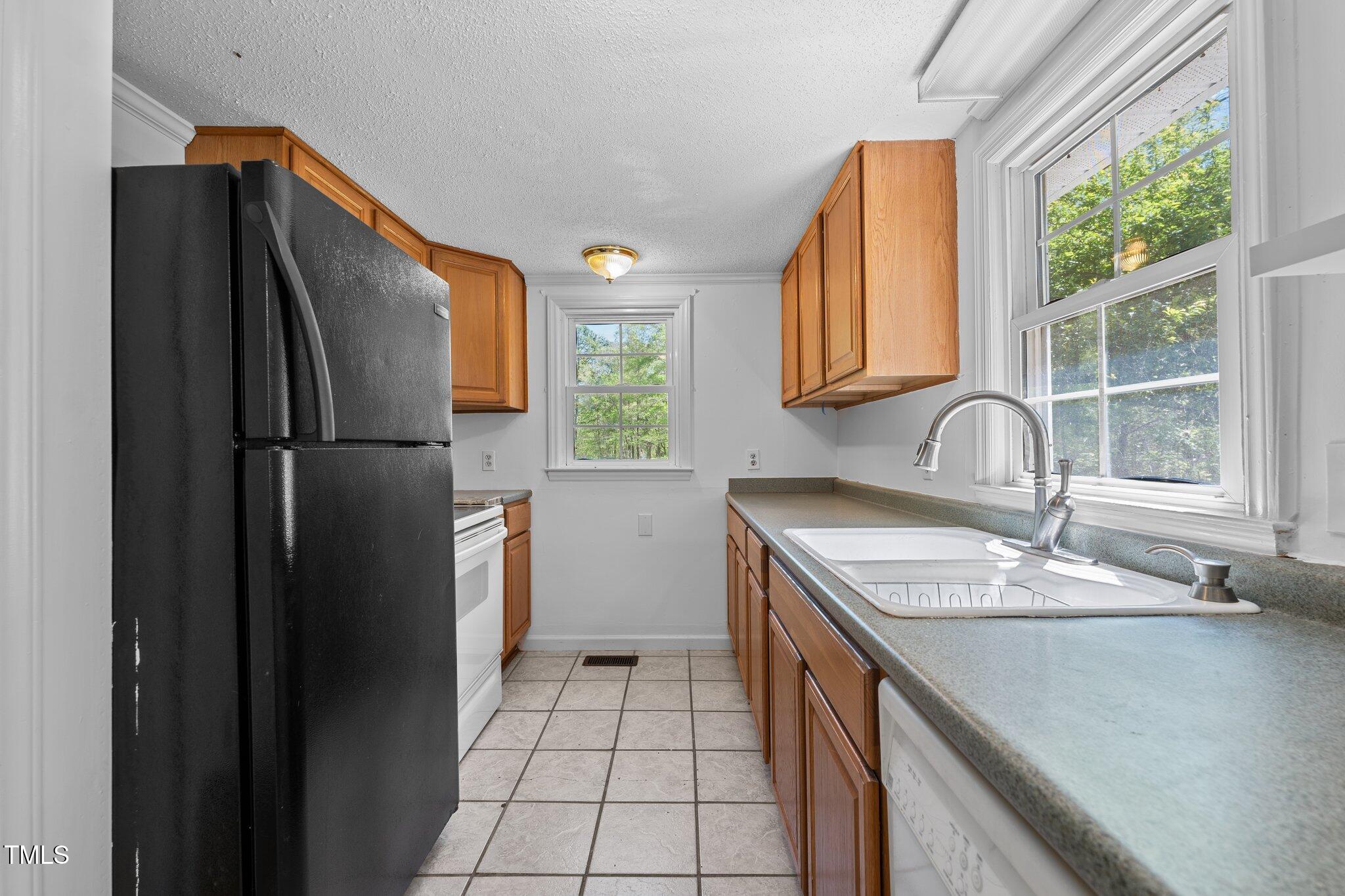 5864 Whitney Road Graham, NC 27253 - Photo 6 of 33 26-web-or-mls-_1237714