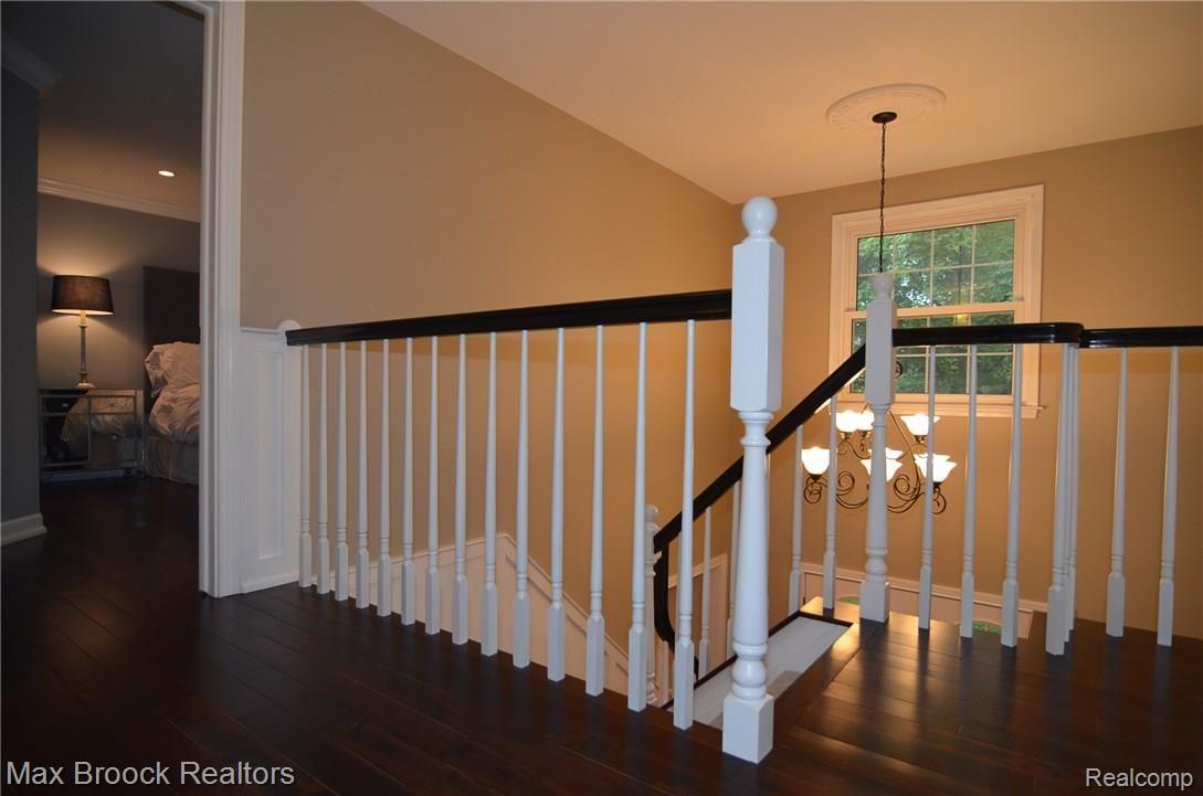 2183 Wayward Drive Rochester, MI 48309 - Photo 23 of 44 Hardwood Floors in Upper Level
