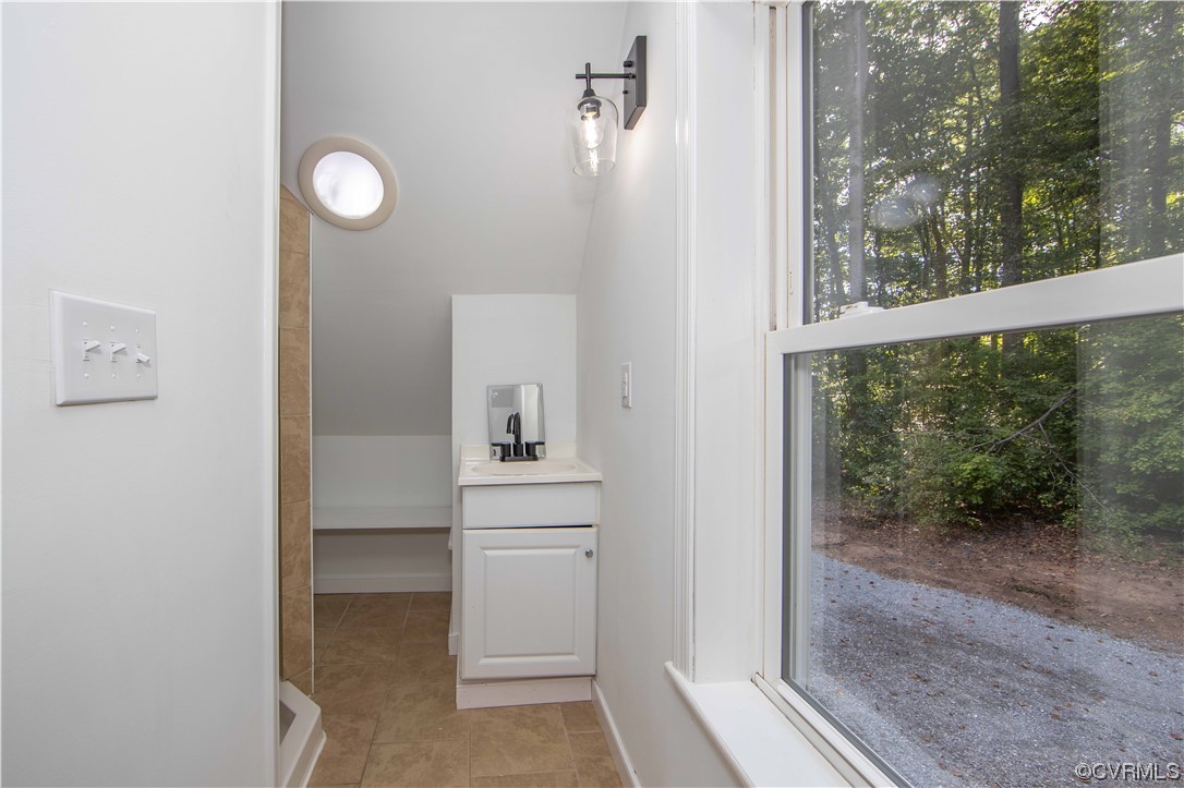 10516 Cross County Road Mineral, VA 23117 - Photo 21 of 31 Gallery Image 21