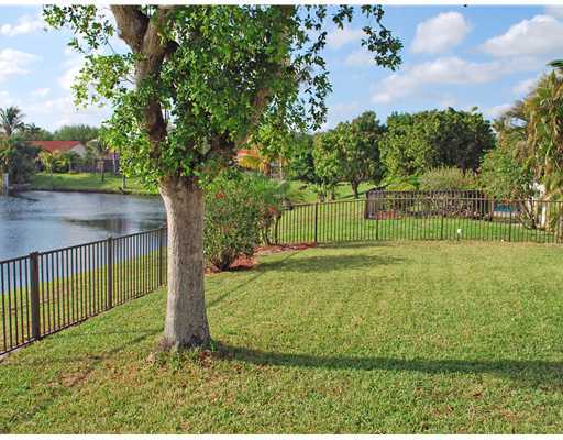 3925 Northwest 25th Way Boca Raton, FL 33434 - Photo 3 of 16 Additional Photo