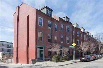 $2,900 | 200 Northampton Street, Unit 3, Boston, MA 02118