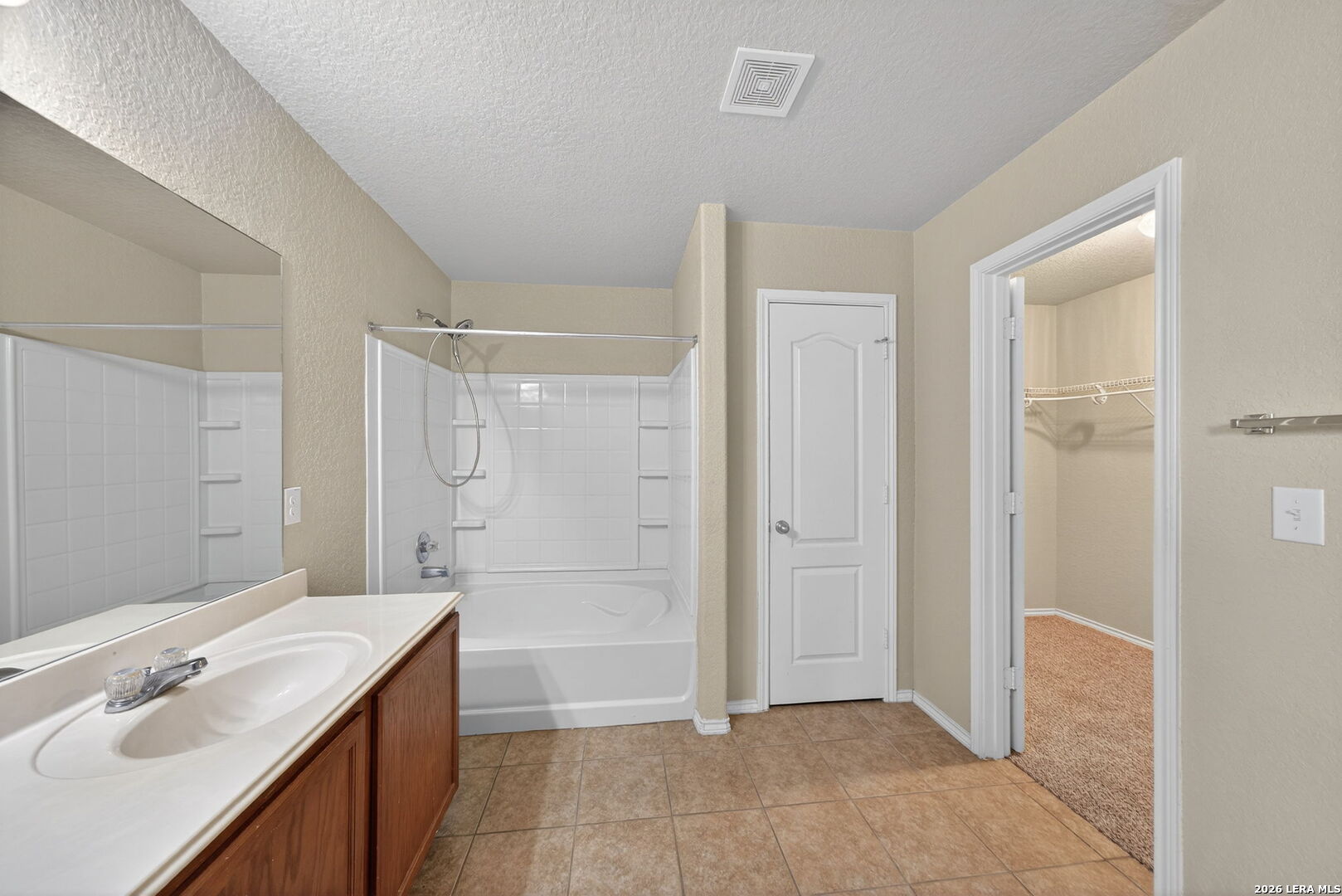 5706 Sendero Spring San Antonio, TX 78251 - Photo 14 of 21