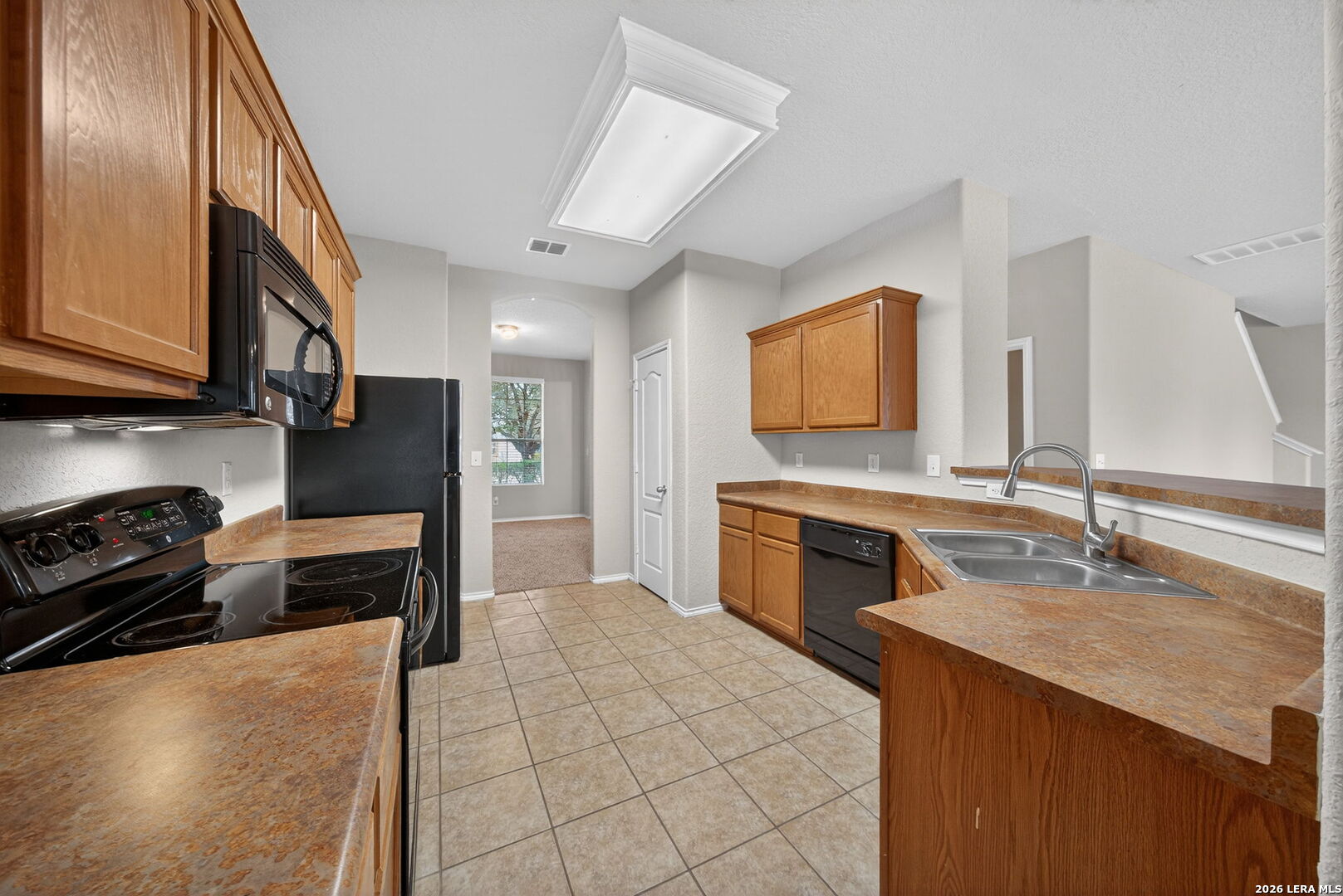 5706 Sendero Spring San Antonio, TX 78251 - Photo 5 of 21