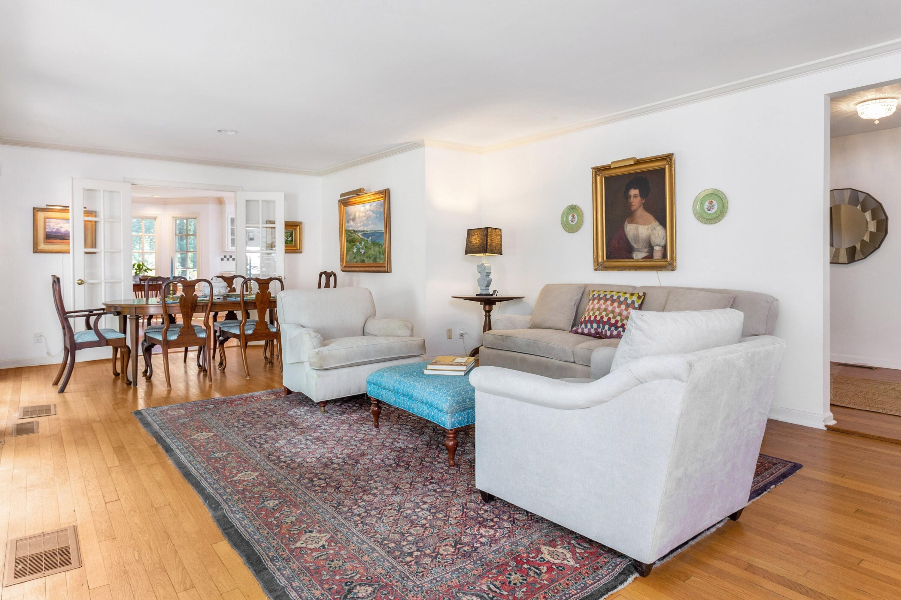 21 Leeuwarden Road Darien, CT 06820 - Photo 8 of 38 170522286-8