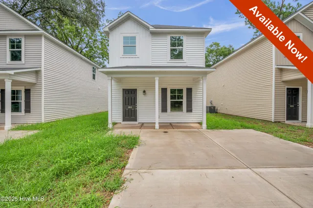 $1,900 | 464 Maides Avenue, Wilmington, NC 28405