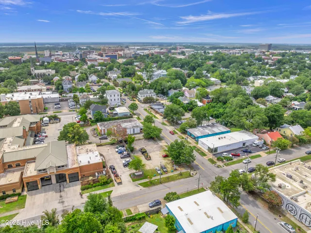 $1,900 | 464 Maides Avenue, Wilmington, NC 28405