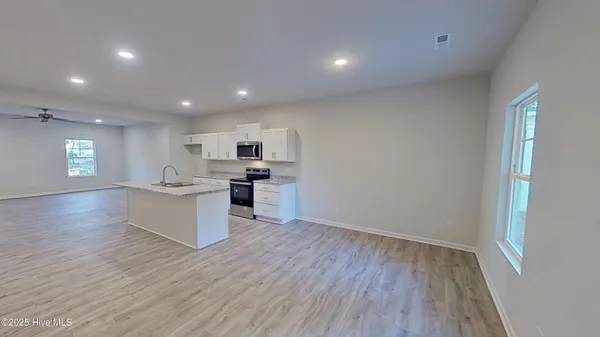 $1,850 | 464 Maides Avenue, Wilmington, NC 28405