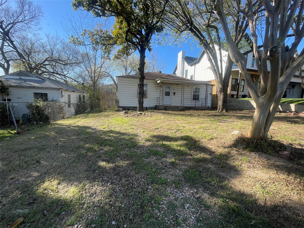1805 Lucerne Street Dallas, TX 75214 - Photo 9 of 10 a view of a house with a yard