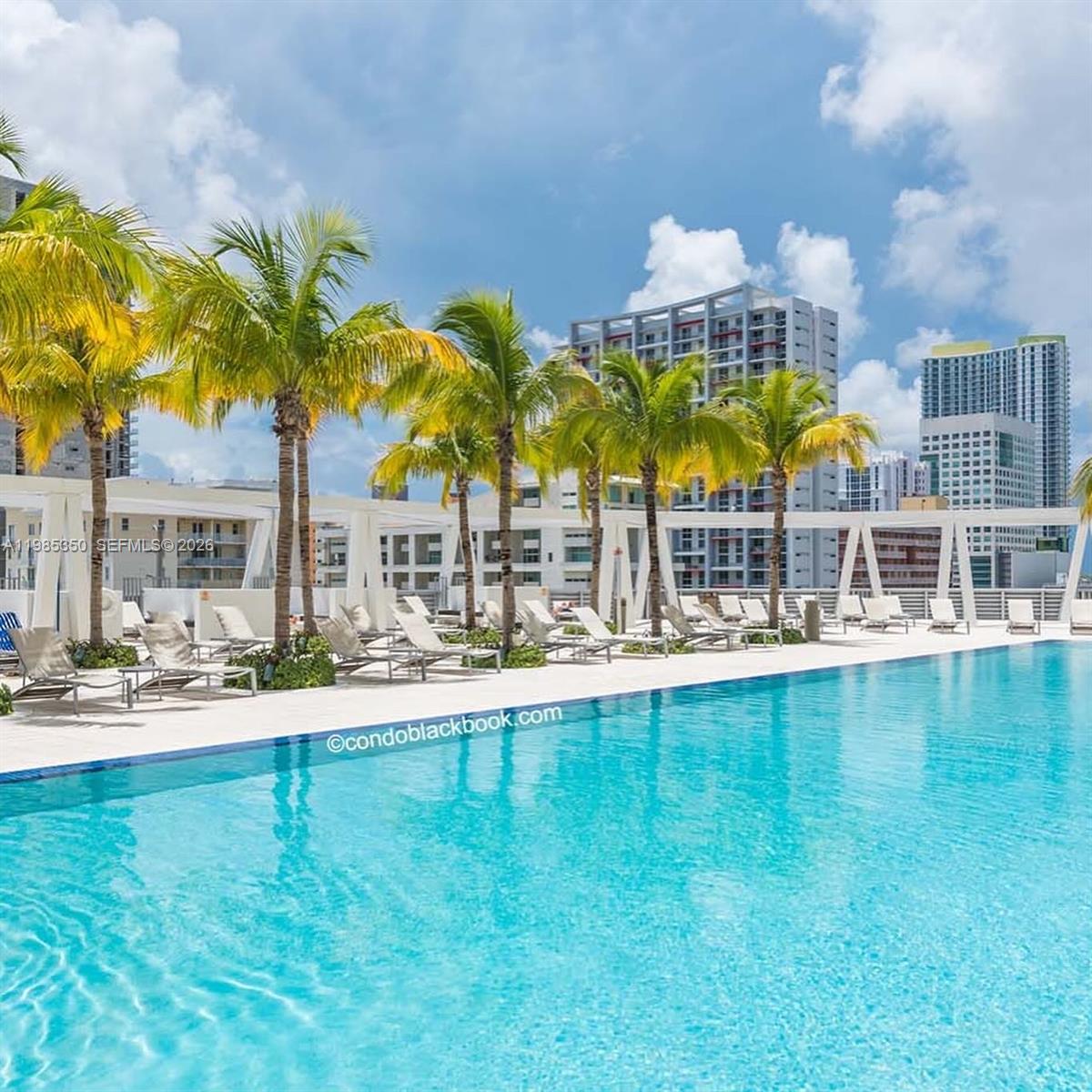 79 Southwest 12th Street, Unit 1502S Miami, FL 33130 - Photo 15 of 16