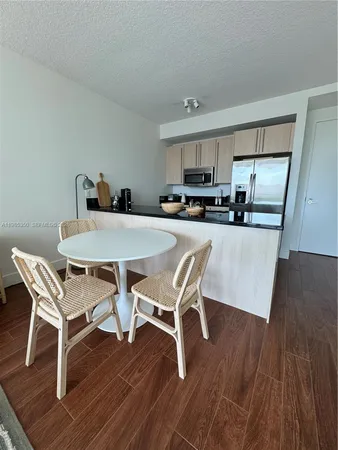 $3,700 | 79 Southwest 12th Street, Unit 1502S, Miami, FL 33130