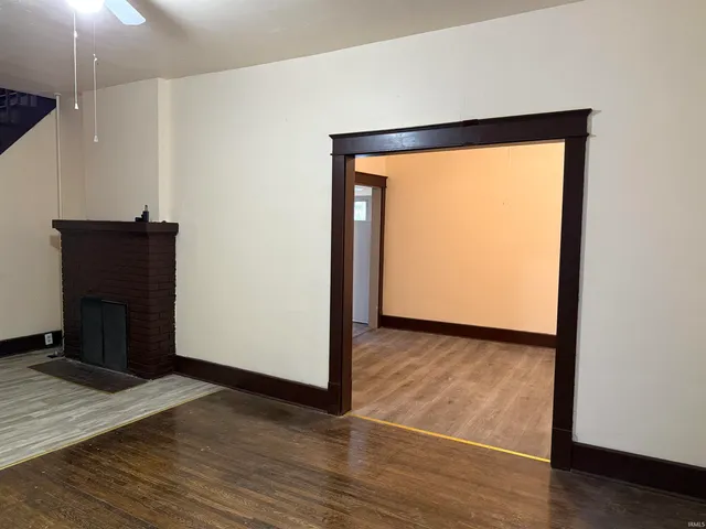 $229,500 | 927 South Main Street, Kendallville, IN 46755