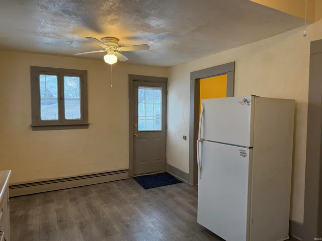 $229,500 | 927 South Main Street, Kendallville, IN 46755