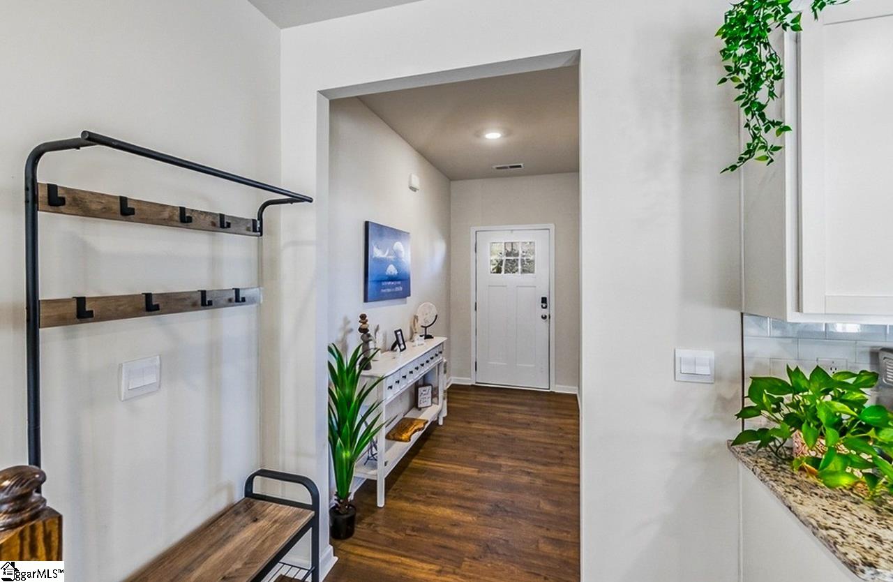 80 Oak Edge Lane Greer, SC 29651 - Photo 5 of 45