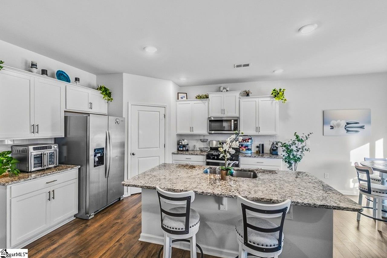 80 Oak Edge Lane Greer, SC 29651 - Photo 7 of 45