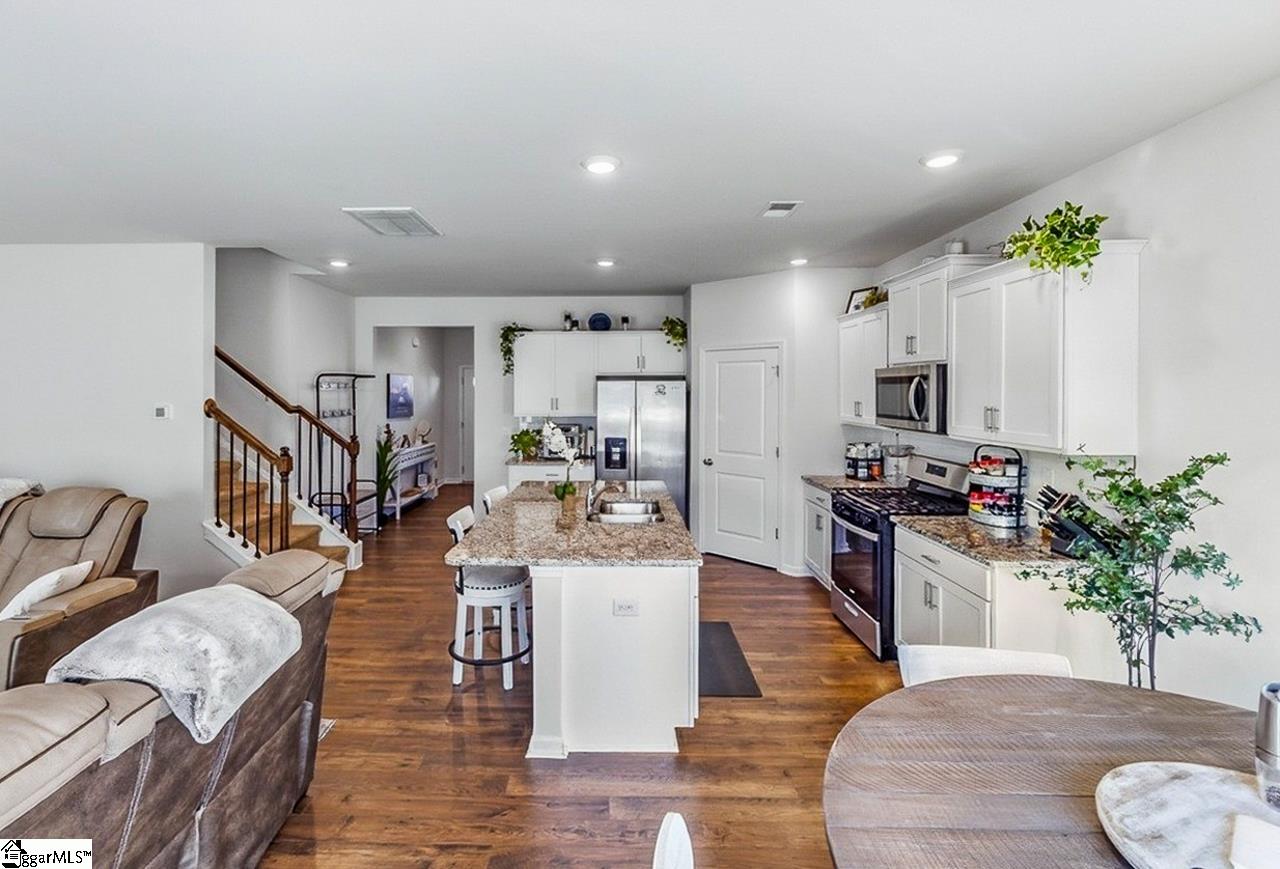 80 Oak Edge Lane Greer, SC 29651 - Photo 9 of 45