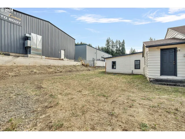 $600,000 | 16265 Highway 224, Damascus, OR 97089
