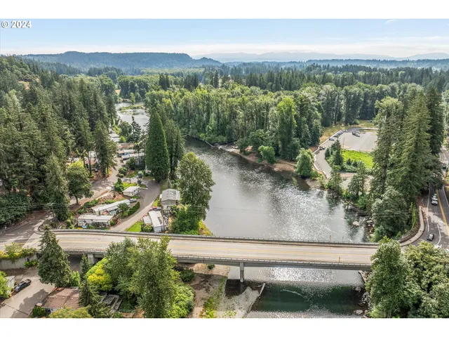 $600,000 | 16265 Highway 224, Damascus, OR 97089