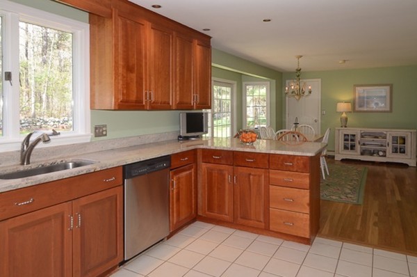 58 Buttercup Lane Hanover, MA 02339 - Photo 16 of 23