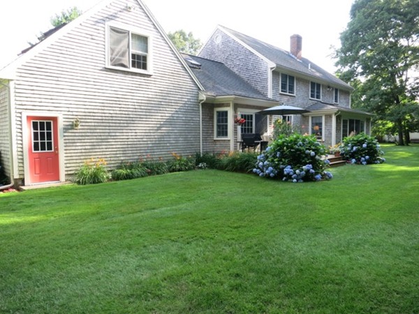 58 Buttercup Lane Hanover, MA 02339 - Photo 9 of 23