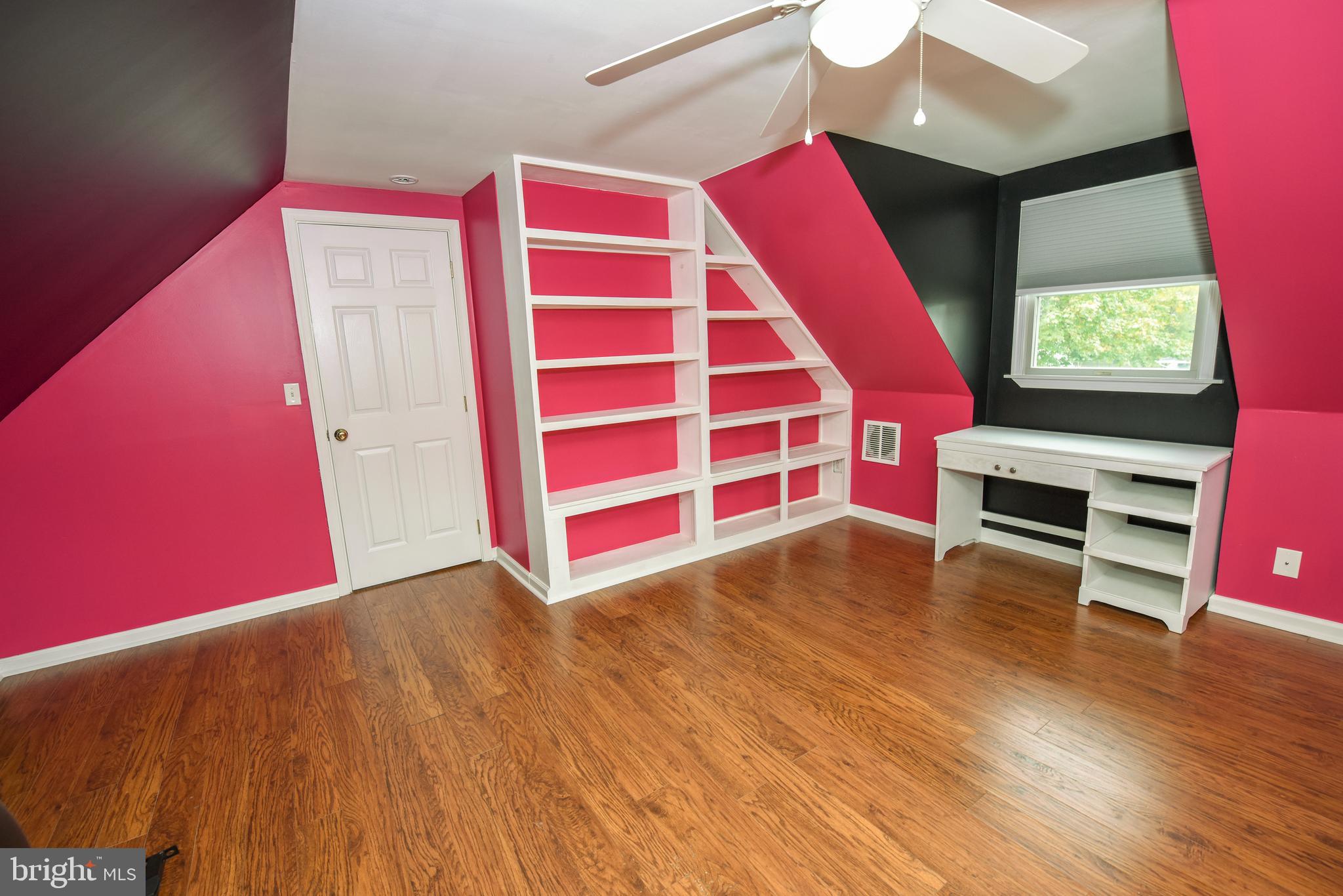 43 Calicobush Road Levittown, PA 19057 - Photo 16 of 24