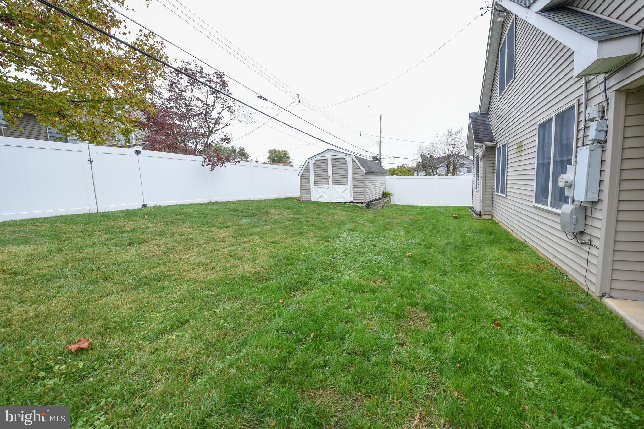 43 Calicobush Road Levittown, PA 19057 - Photo 23 of 24