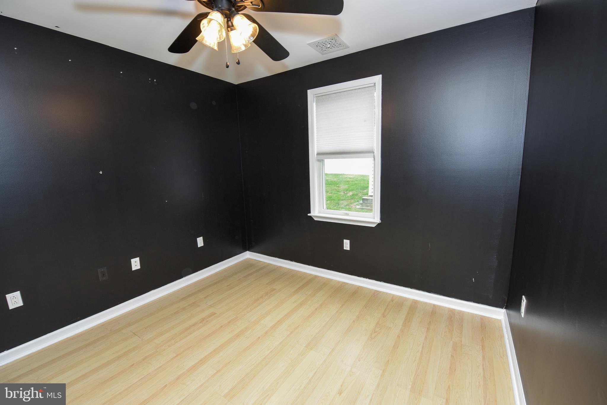 43 Calicobush Road Levittown, PA 19057 - Photo 10 of 24