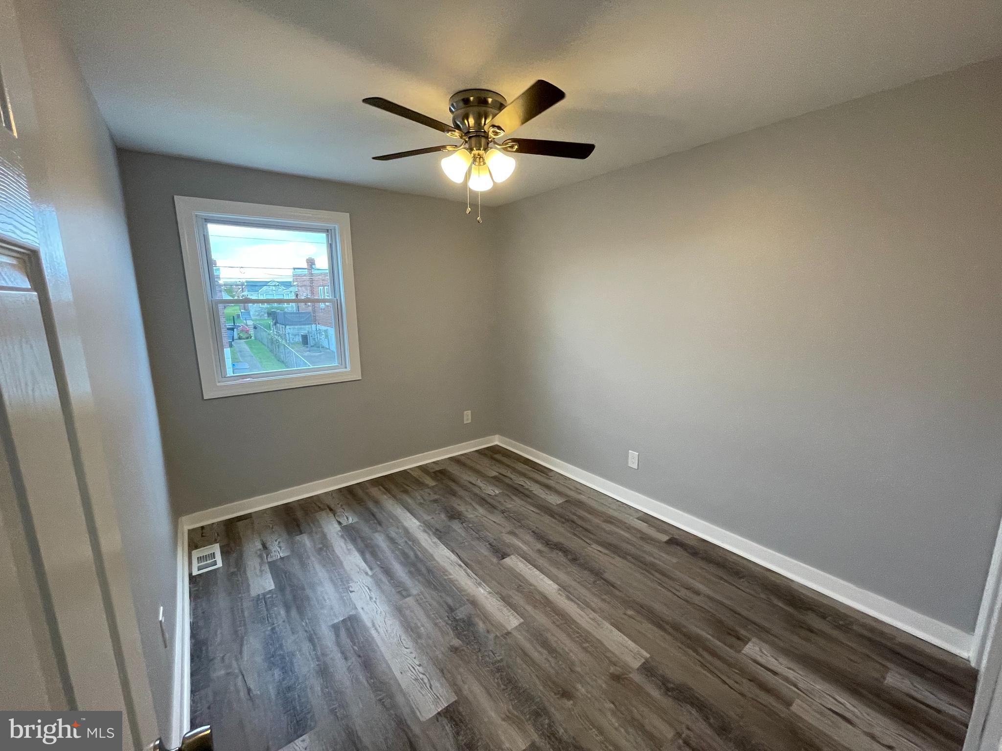 8912 Blue Grass Road Philadelphia, PA 19152 - Photo 12 of 18 Gallery Image 12