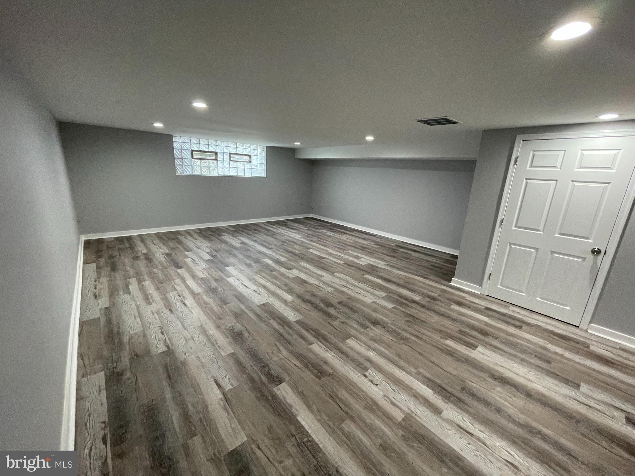 8912 Blue Grass Road Philadelphia, PA 19152 - Photo 16 of 18 Gallery Image 16
