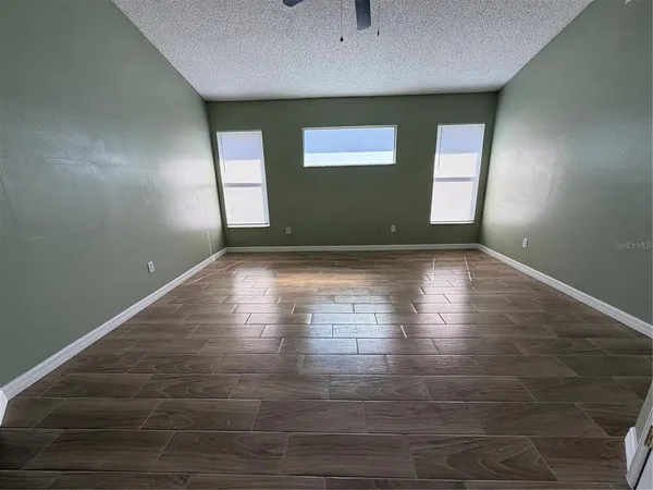 $2,500 | 572 Tree Shore Drive, Orlando, FL 32825