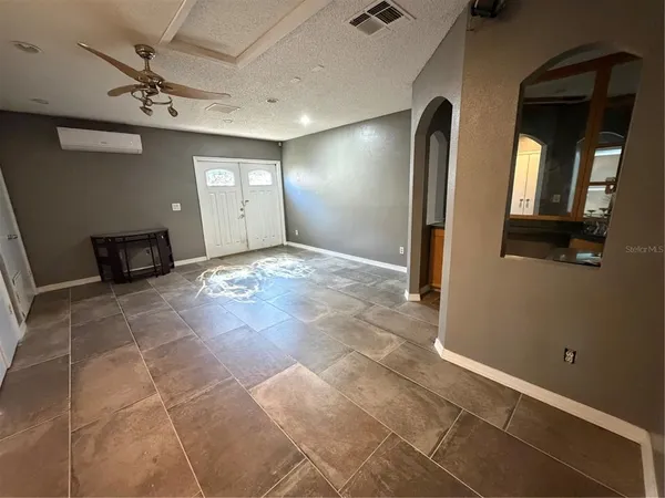 $2,500 | 572 Tree Shore Drive, Orlando, FL 32825